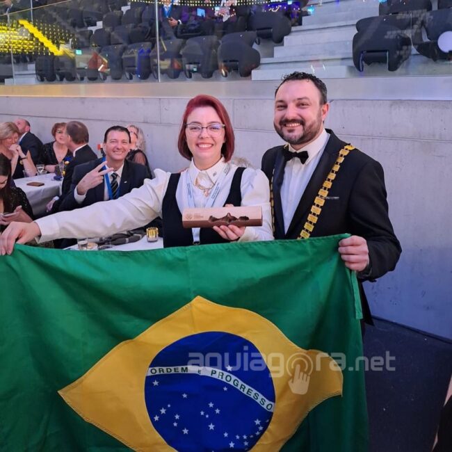 Rondonense Bruna Tierling é campeã mundial de oratória pela JCI