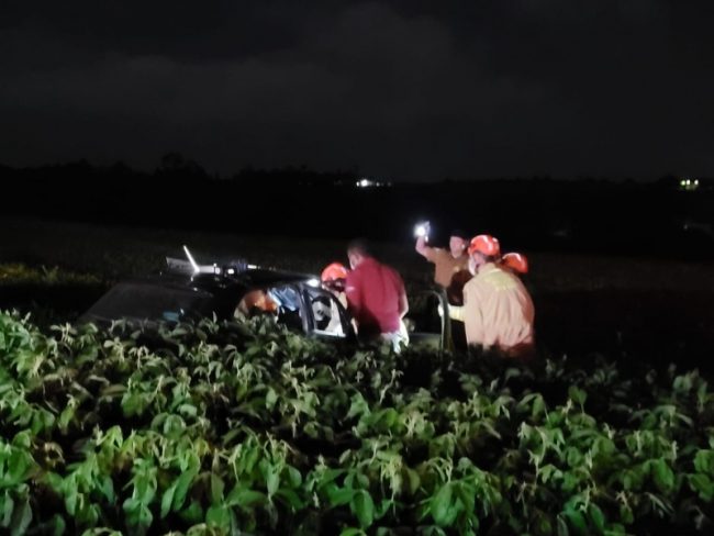 Após tiros, carro capota em Nova Santa Rosa; Um morre e outro fica em estado grave