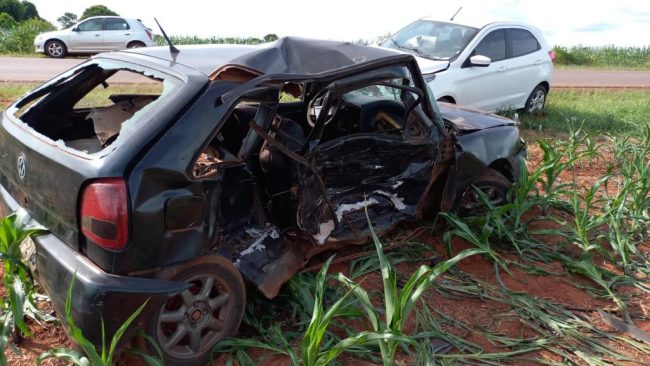 Grave acidente entre carros é registrado no interior de Palotina