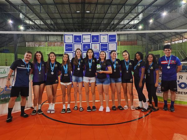 Quatro Pontes Estreou na 9ª Copa Lindeiros de voleibol masculino e feminino