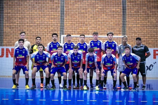 Quatro Pontes estreia com sucesso na Copa Amizade de Futsal 2024