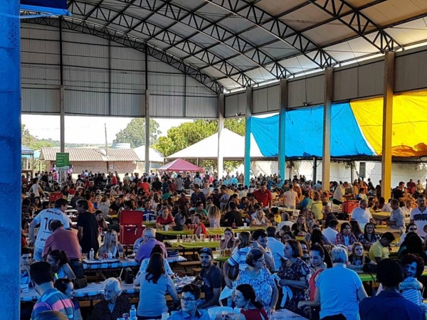 Seminário São Cura D’Ars de Quatro Pontes celebra 41 anos com grandiosa festa