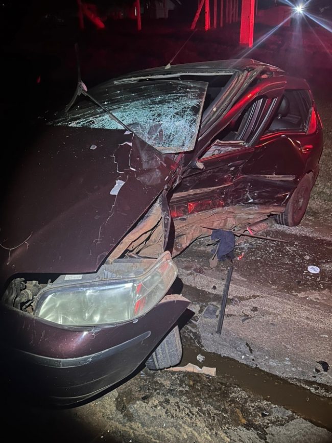 Duas pessoas ficam gravemente feridas após acidente na rodovia em Pato Bragado