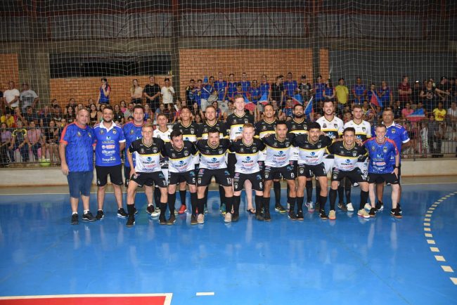 Quatro Pontes estreia com vitória no 46º Troféu Difusora de Futsal