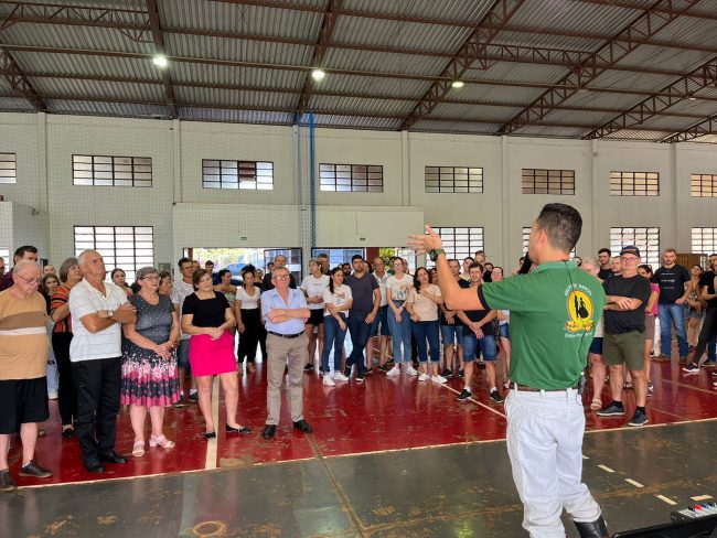 Aulas gratuitas do Grupo de Danças Marca Gaúcha iniciou no último domingo em Quatro Pontes