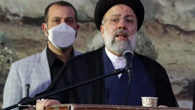 Quem era Ebrahim Raisi, presidente do Irã morto em acidente de helicóptero