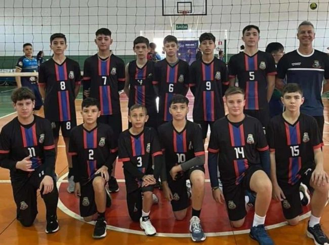 Vôlei Quatro Potnes está nas quartas de final dos Jogos Escolares do Paraná