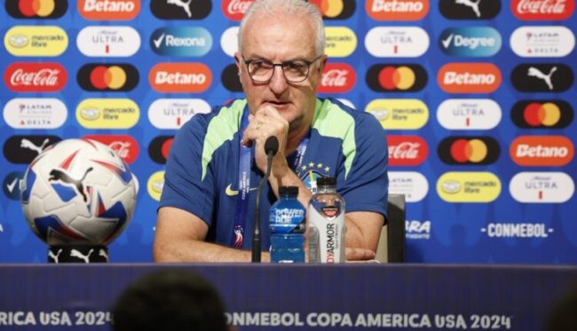 Dorival diz que substituto de Vini Jr estará apto a fazer grande jogo contra o Uruguai