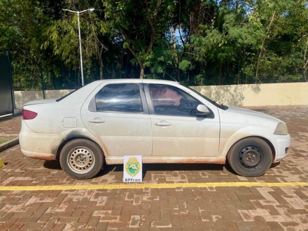 Até que a droga os separe: homem foge abandonando esposa com maconha