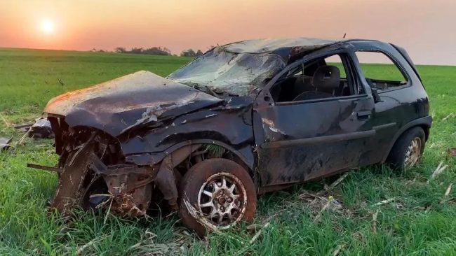 Motorista morre ao capotar carro na PR 486 em Cascavel