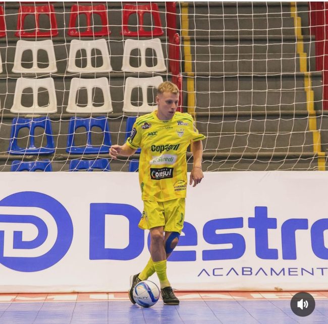 Quatropontense Lohran Scherer dos Santos Compete na Taça Brasil de Futsal Sub-18 em Recife