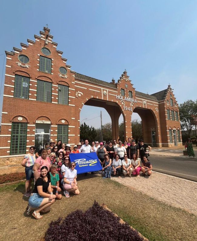 Previatur Turismo leva grupo para uma viagem inesquecível à ExpoFlora!