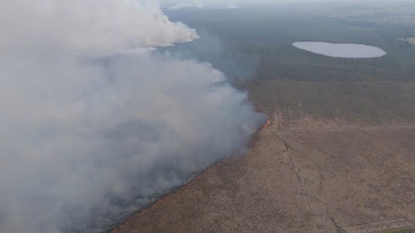 Incêndio em Parque Nacional avança para propriedades rurais de Altônia e queima área equivalente a 400 campos de futebol