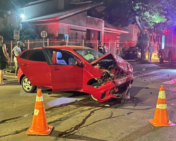 Grave acidente deixa quatro pessoas feridas no centro de Palotina