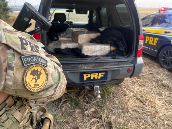 Traficante abandona carro com 430 Kg de maconha em Toledo