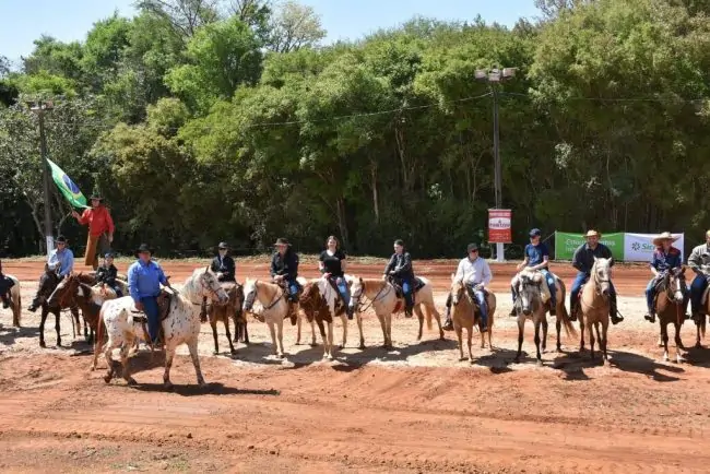 Tribo do Laço Representa Quatro Pontes com excelência em Rodeio de Santa Helena