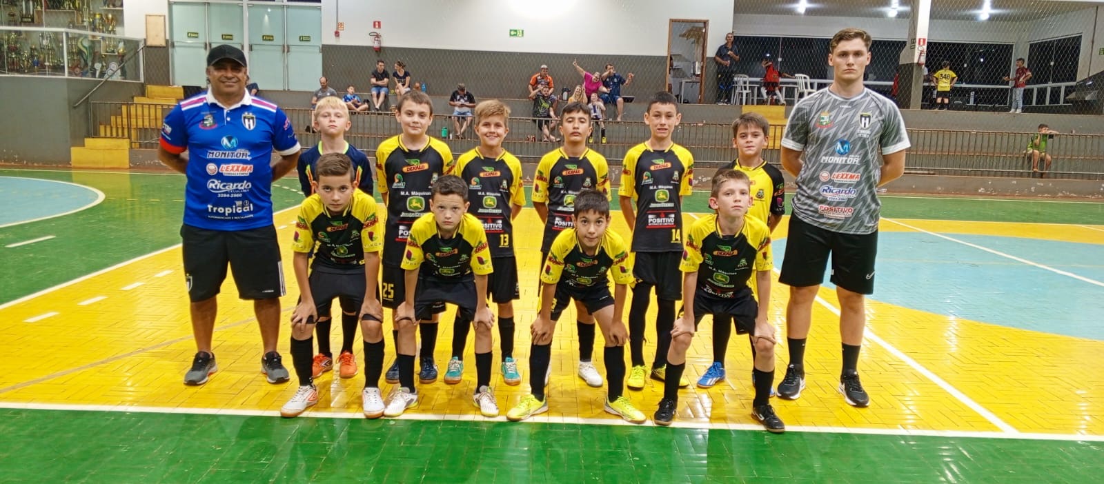 Equipes Sub-14 e Sub-17 de Quatro Pontes estão na final da Copa Amizade de Futsal