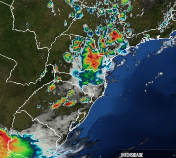 Ciclone extratropical se aproxima do PR nas próximas horas