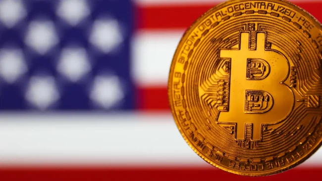 Bitcoin sobe 10% para um recorde acima de US$ 76.000 enquanto a vitória de Trump anuncia uma adoção mais ampla de criptomoedas e regulamentação mais fraca