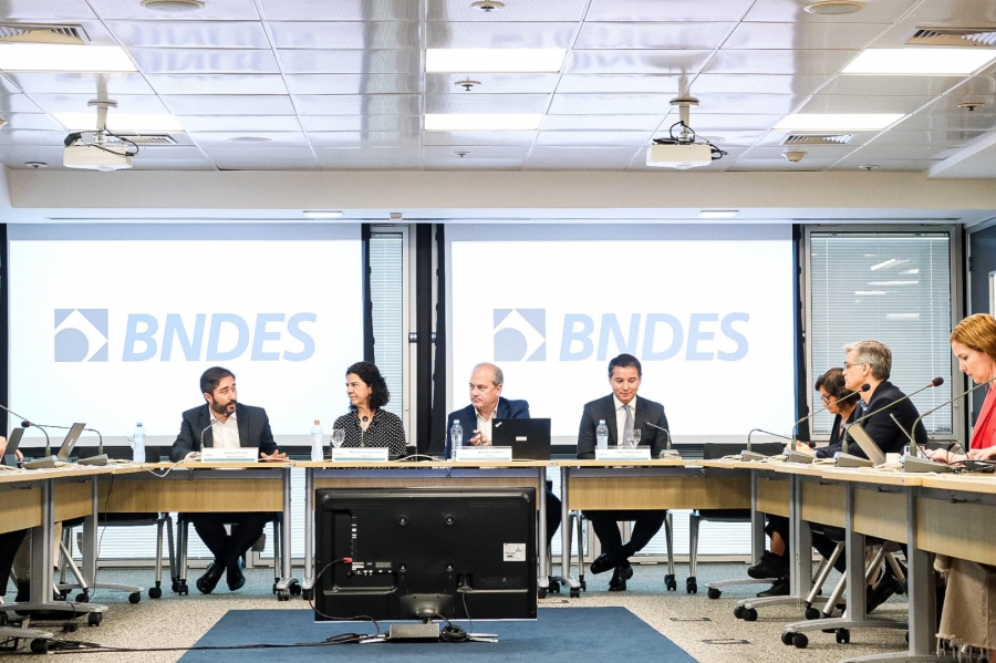 Sicredi disponibiliza crédito do BNDES diretamente pelo aplicativo