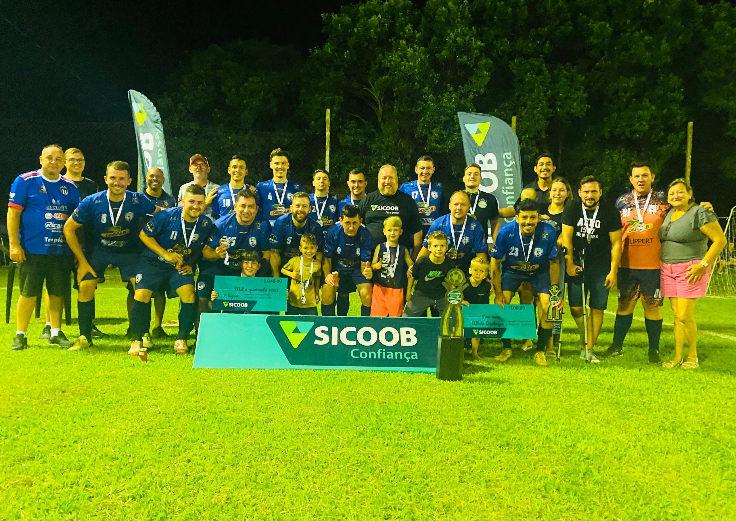 “Pé Inchado” é campeão do Campeonato Municipal Sicoob de Futebol Sete em Quatro Pontes