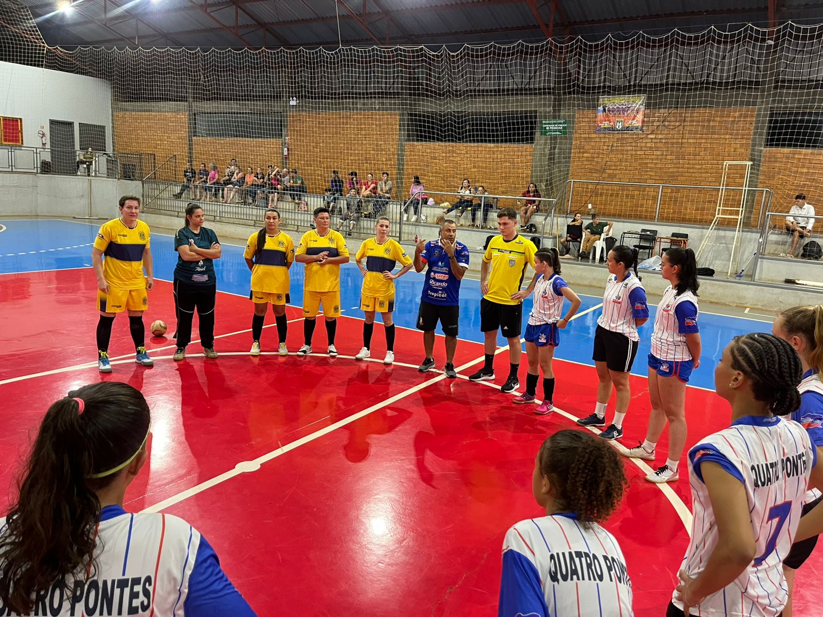 1° Jogo das Estrelas de Futsal Feminino: Um Marco para o Esporte em Quatro Pontes