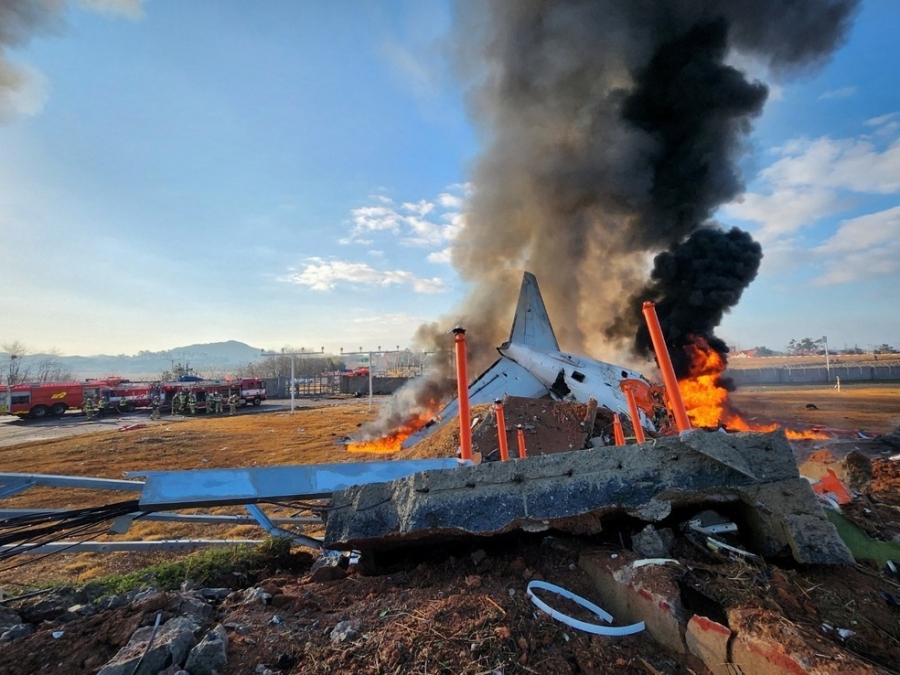 Avião sai da pista e explode em aeroporto na Coreia do Sul; 179 pessoas morreram