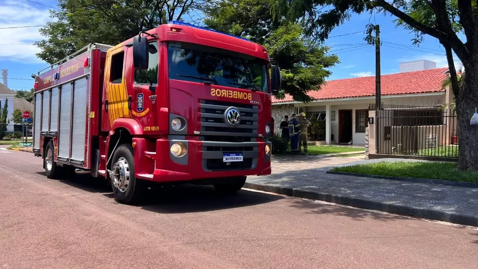 Panela de óleo quente provoca incêndio em Toledo