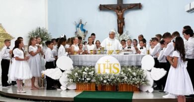 0CF7DD4B-065A-4CB4-83FC-51C4BB6FAD9E