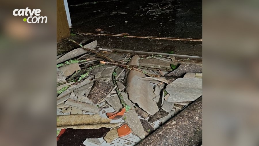 Rastro de destruição marca São José dos Pinhais após passagem de tornado