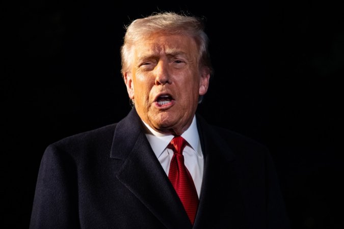 Trump cancela segunda onda de ataques à Venezuela após libertação de presos políticos