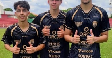 AE8EFC68-C821-4800-899D-08A45DF6F265