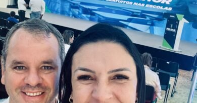 Secretaria Municipal de Desenvolvimento Social formaliza adesão de Quatro Pontes ao Programa Bons Olhos Paraná Projeto Bons Olhos Paraná - Cesar e Cris Seidel.jpg