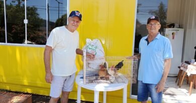 Quem contou a lenha levou os garnizé: brincadeira viraliza com milhares de visualizações na Rádio Tropical FM 44B9AE7F-D035-40B8-A3A6-00894A912EAC