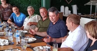 49E130C6-7031-4177-854E-5D28398D16BF