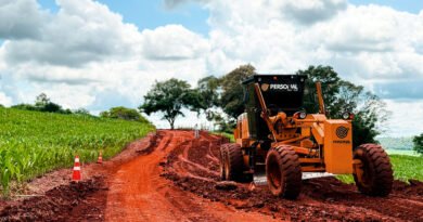 Obra de pavimentação da Linha Sanga Funda avança com serviços de nivelamento e terraplanagem IMG_5107
