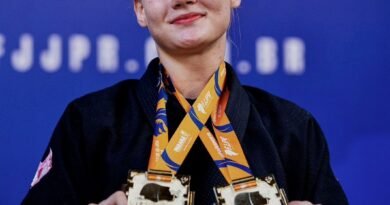 Atleta de Quatro Pontes conquista títulos na etapa do Circuito Paranaense de Jiu-Jitsu Isabella Zarchitta Scheidt1