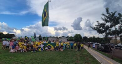 Movimento “Acorda Brasil” leva quatropontenses às ruas na tarde deste domingo e550f64c-cbeb-4140-91be-155e2e2c3d47