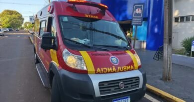 Jovem fica ferido após sofrer queda de moto em Quatro Pontes image