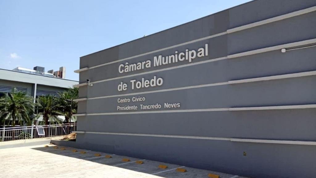 Toledo avança na regulamentação de patinetes e bicicletas elétricas com regras mais rígidas de circulação