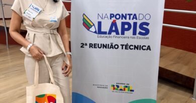Técnica da Educação de Quatro Pontes participa de reunião nacional no Ministério da Educação Adriana