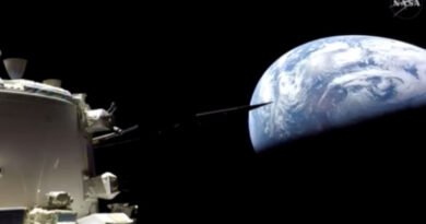 Após Artemis II, Nasa aposta em Musk e Bezos para pousar na Lua retorno-astronautas-750x450