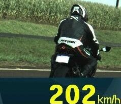 PRF flagra motocicleta a mais de 200 km/h na BR-163 em Quatro Pontes 66a1b3adb6f735_WhatsApp_Image_2026_05_30_at_14.01.18