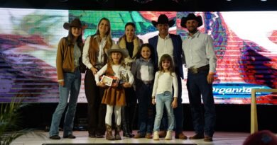 Irmãs de Quatro Pontes conquistam destaque no Campeonato de Três Tambores em Toledo Quatro Pontes celebra a conquista das irmãs competidoras de 3 Tambores!2