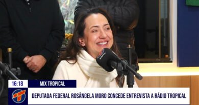 Deputada Federal Rosângela Moro concede entrevista exclusiva à Rádio Tropical FM 9A1A5E92-59E1-4567-8A9B-AF52709C1423