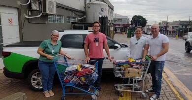 Secretaria Municipal de Saúde realiza doação de alimentos ao Hospital Bom Jesus Doanção