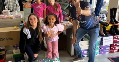 Jovens empreendedoras transformam as férias em oportunidade de negócio em Quatro Pontes E6E25172-A642-4C20-8C42-4970C42C957C
