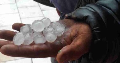 Granizo surpreende moradores durante tempestade no interior do Paraná 17860281216a74a059818a1