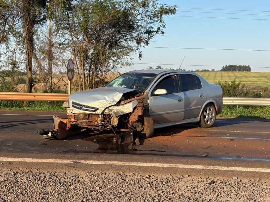 Acidente na BR-163 em Mercedes deixa dois feridos