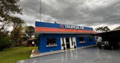 Pluviômetro da Tropical FM registra 15mm de chuva no centro de Quatro Pontes. Quanto choveu por aí? 826C6CAB-9439-4690-BAA3-B05E05FD7F20